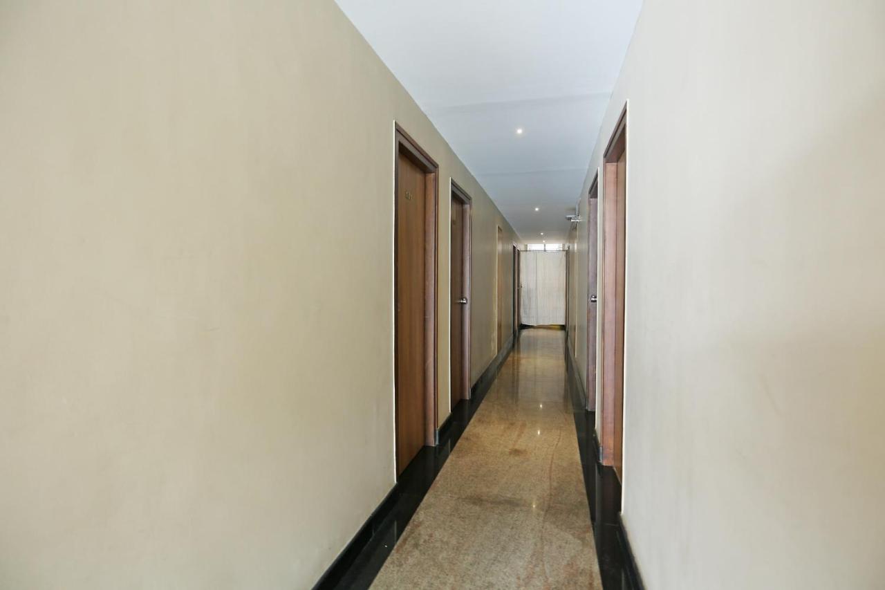 Oyo 6447 Samasth Rooms And Suites Mysore Ngoại thất bức ảnh