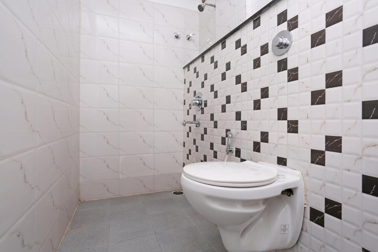Oyo 6447 Samasth Rooms And Suites Mysore Ngoại thất bức ảnh