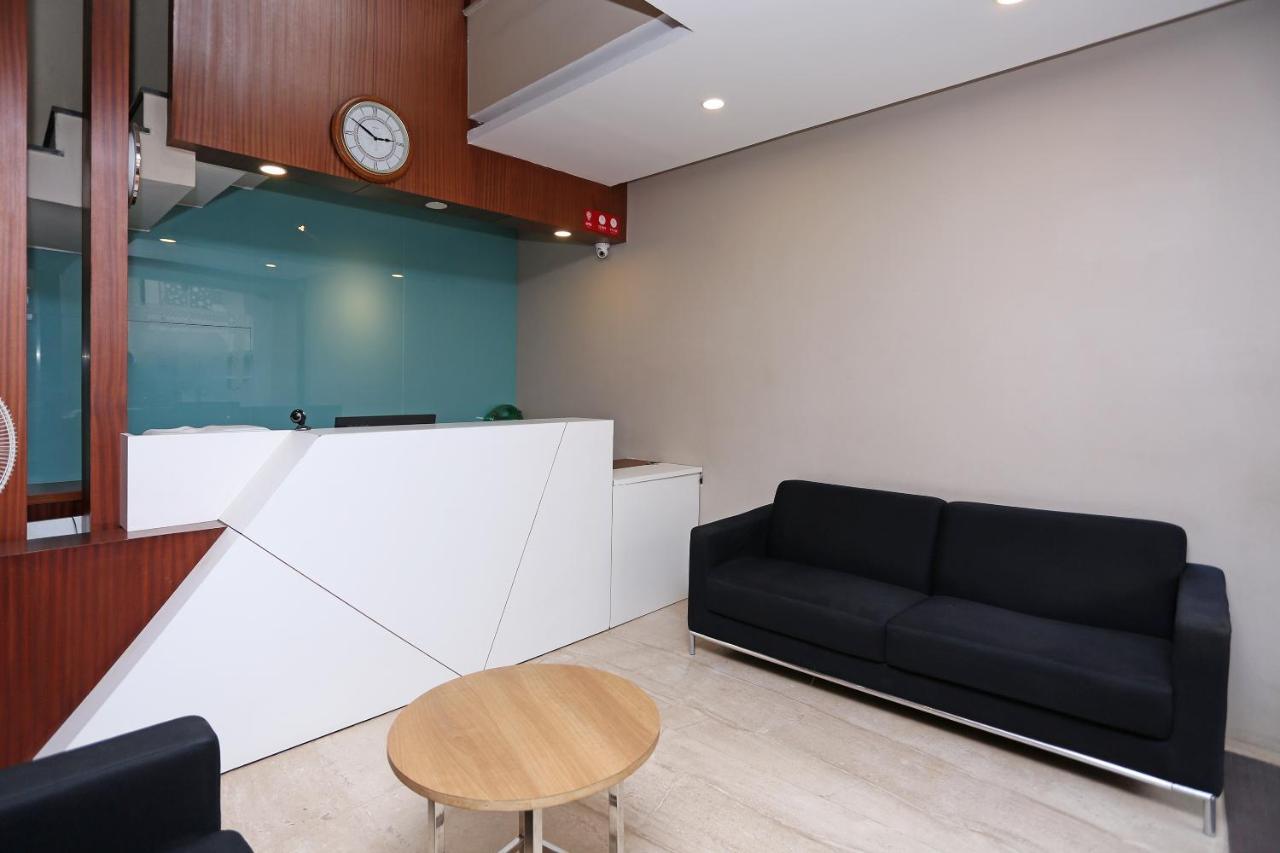Oyo 6447 Samasth Rooms And Suites Mysore Ngoại thất bức ảnh