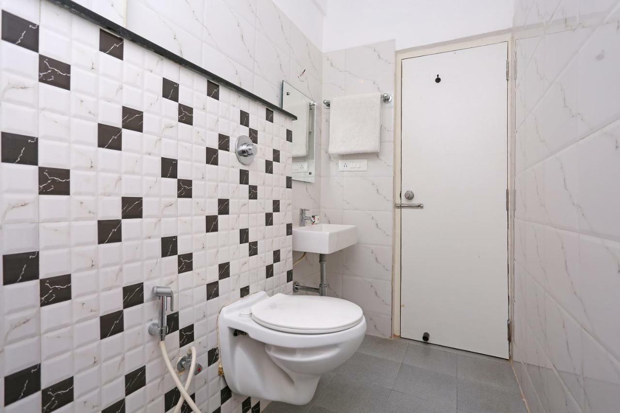 Oyo 6447 Samasth Rooms And Suites Mysore Ngoại thất bức ảnh