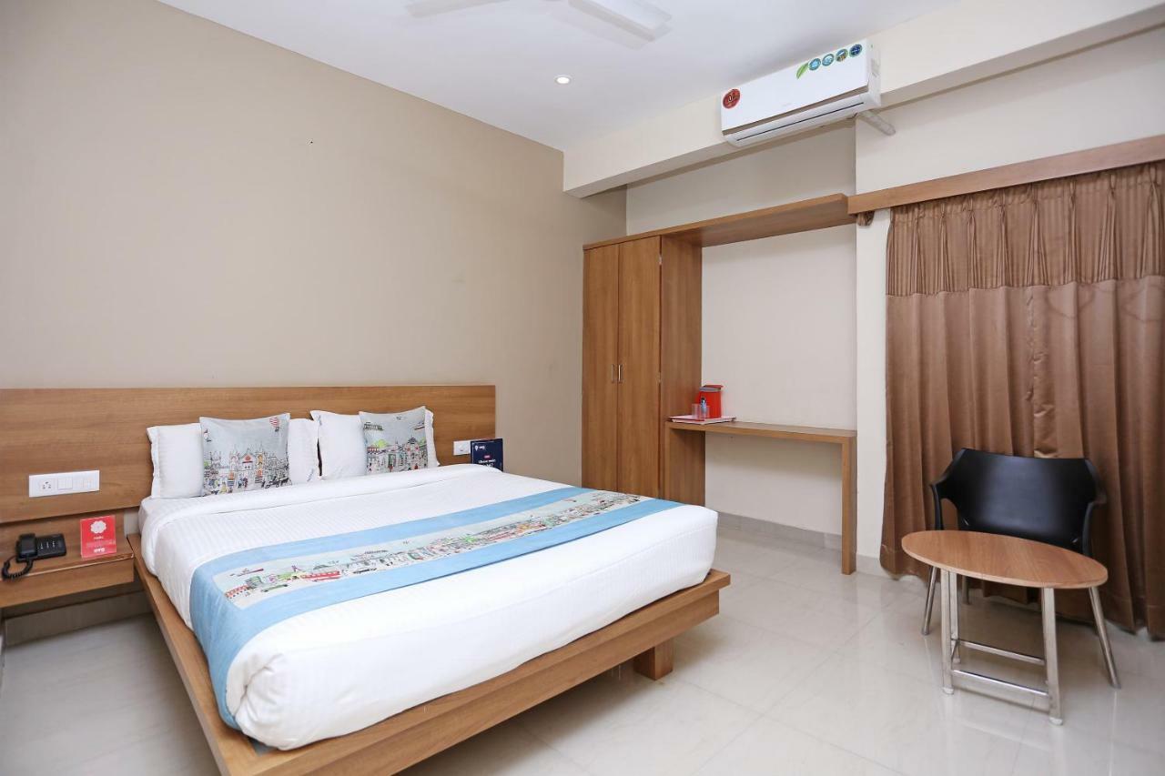 Oyo 6447 Samasth Rooms And Suites Mysore Ngoại thất bức ảnh